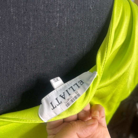 Elliatt Neon Yellow One-Shoulder Dress - Picture 13 of 17